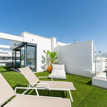 Vakantiehuis 3 Bed Townhouse Escape Costa Del Sol - Pass The Keys *
