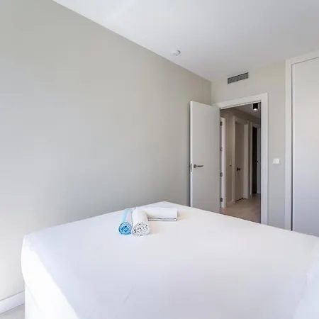 3 Bed Townhouse Escape Costa Del Sol - Pass The Keys Vakantiehuis