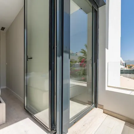 3 Bed Townhouse Escape Costa Del Sol - Pass The Keys Vakantiehuis *