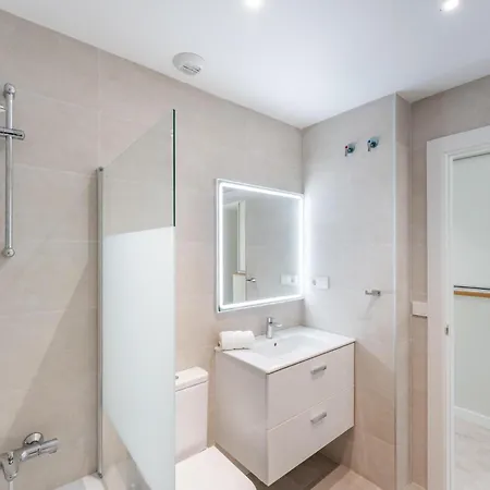 3 Bed Townhouse Escape Costa Del Sol - Pass The Keys * Fuengirola