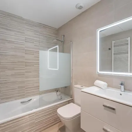 3 Bed Townhouse Escape Costa Del Sol - Pass The Keys Vakantiehuis *