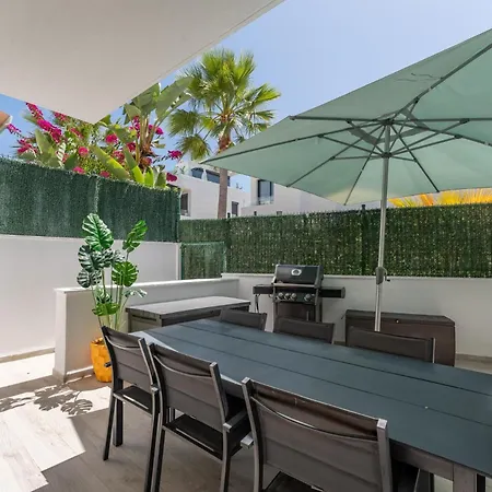 Vakantiehuis 3 Bed Townhouse Escape Costa Del Sol - Pass The Keys Fuengirola