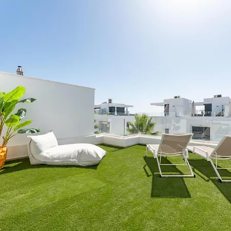 Vakantiehuis 3 Bed Townhouse Escape Costa Del Sol - Pass The Keys *